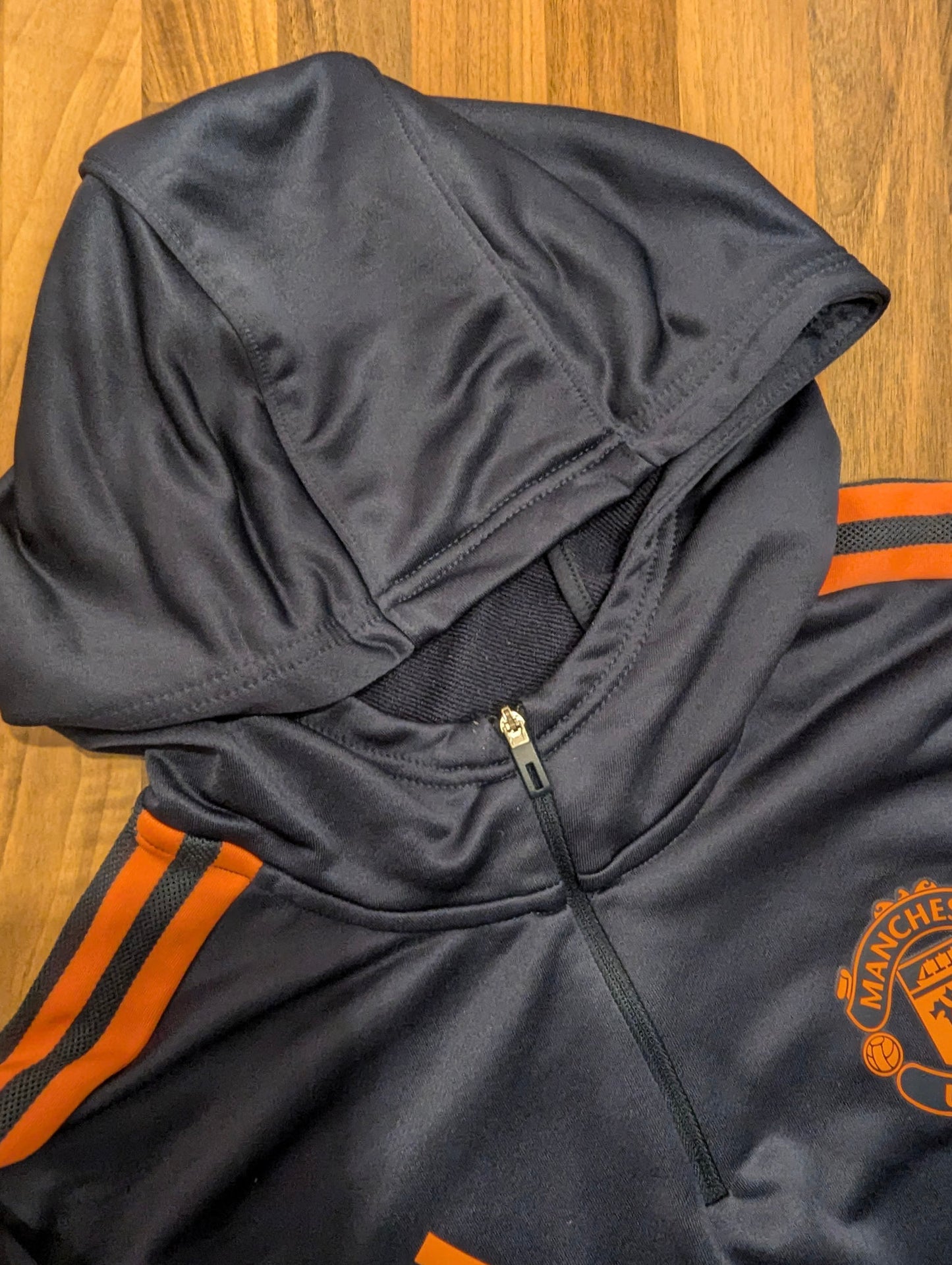 United // Adidas // quarter zip jacket // size M