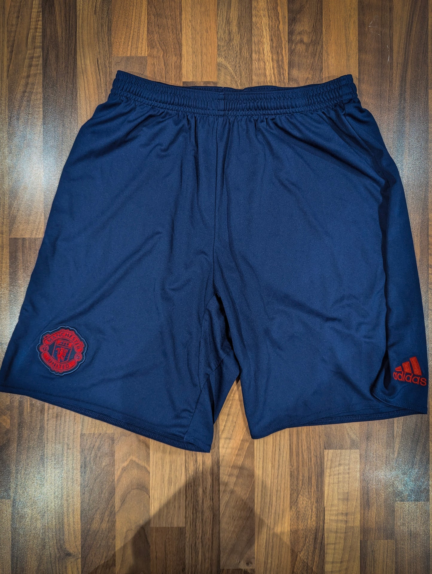 United // Adidas // shorts // size M