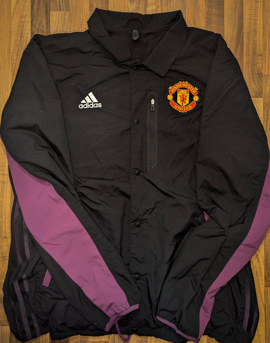 United // Adidas // button up jacket // size L