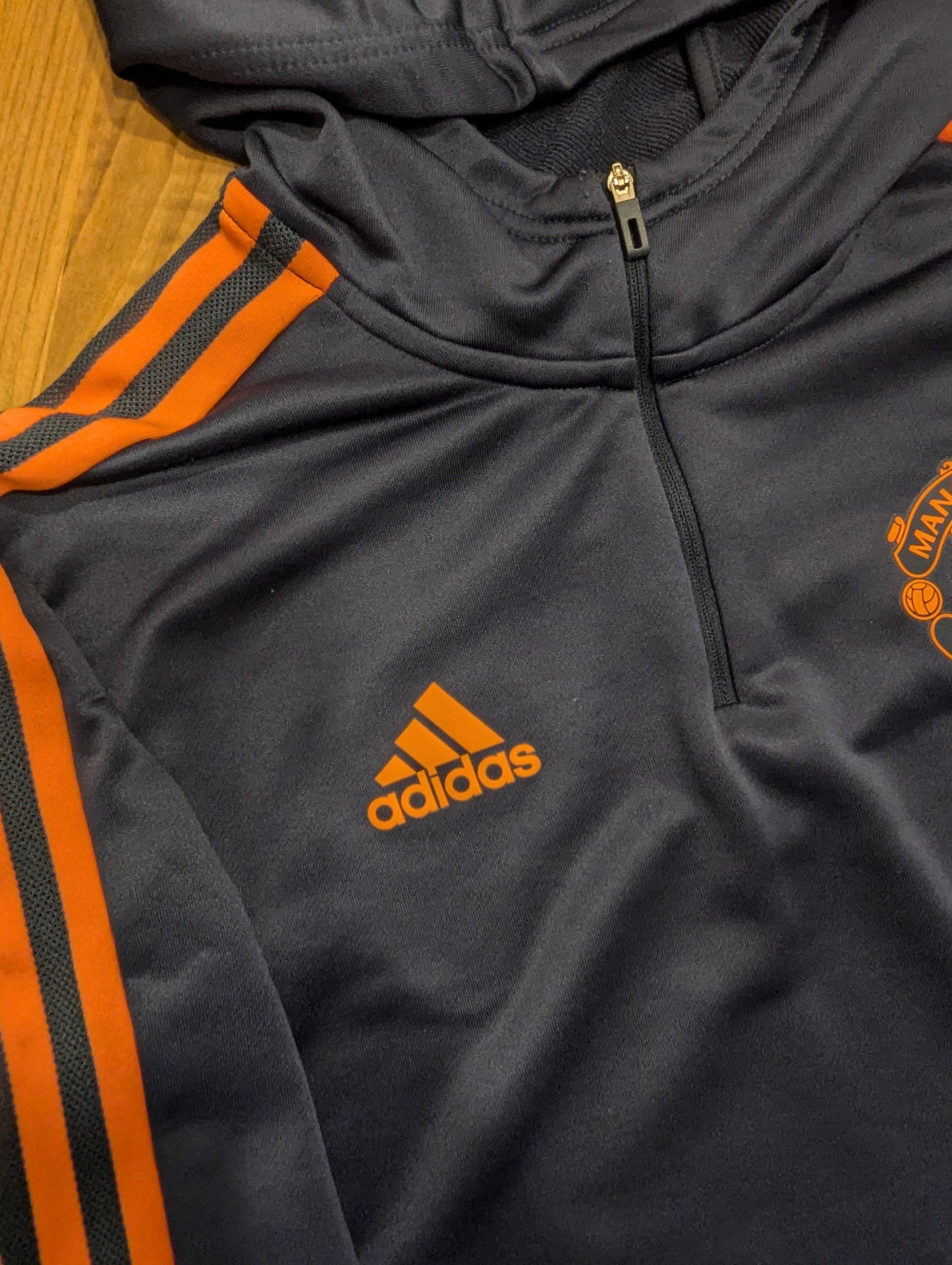 United // Adidas // quarter zip jacket // size M