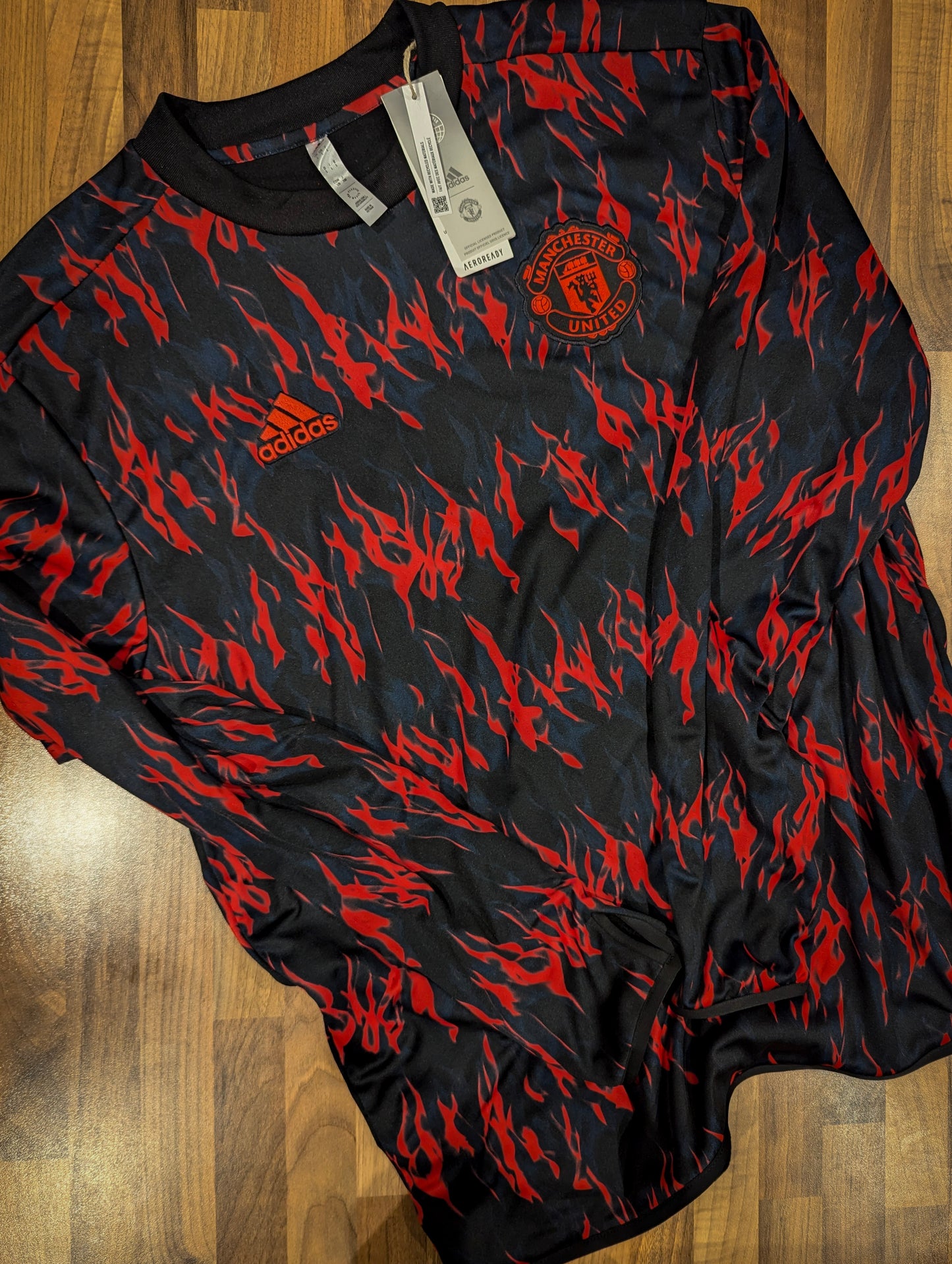 United // Adidas // fleece lined jumper // new with tags // size L