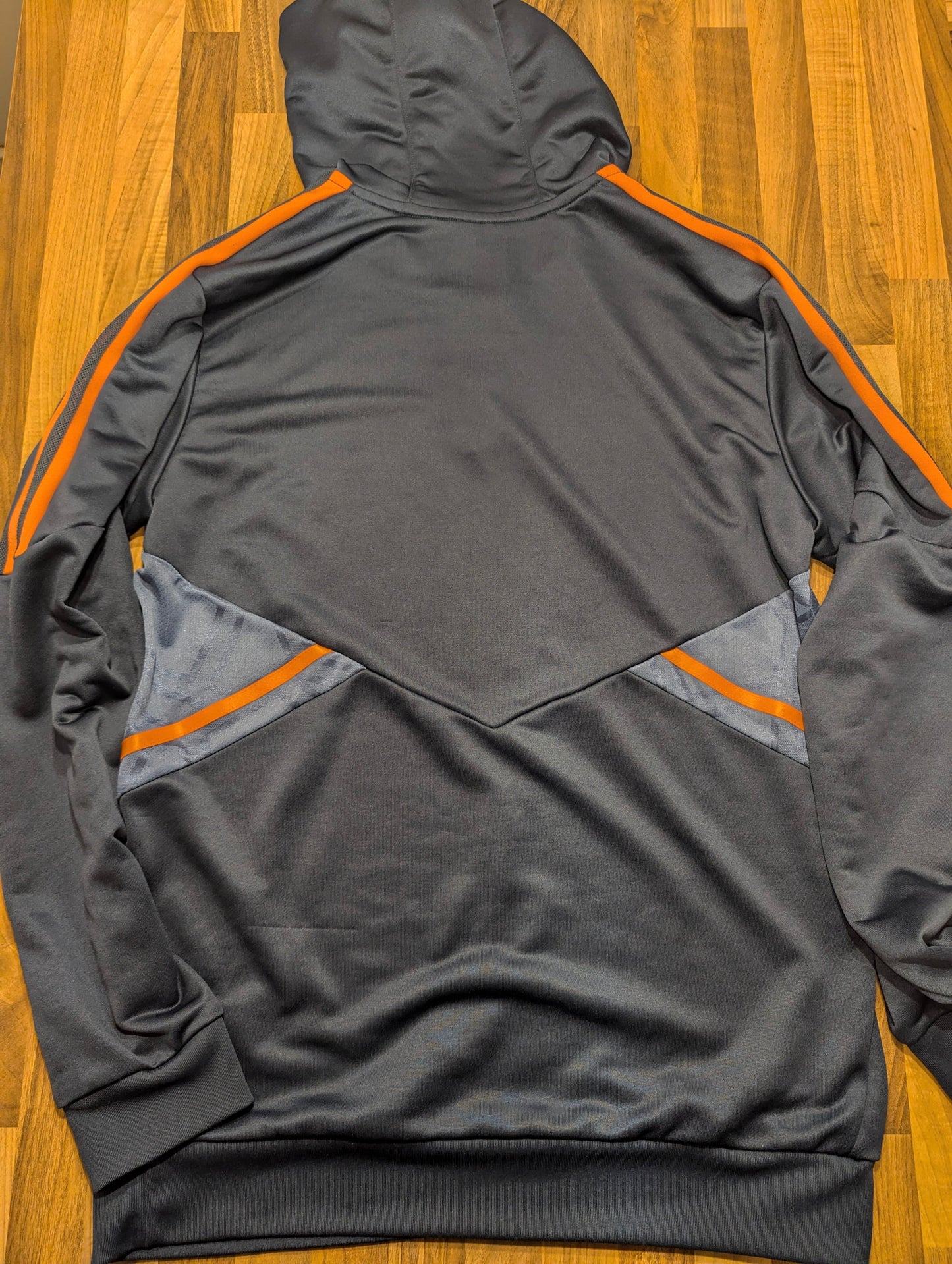 United // Adidas // quarter zip jacket // size M