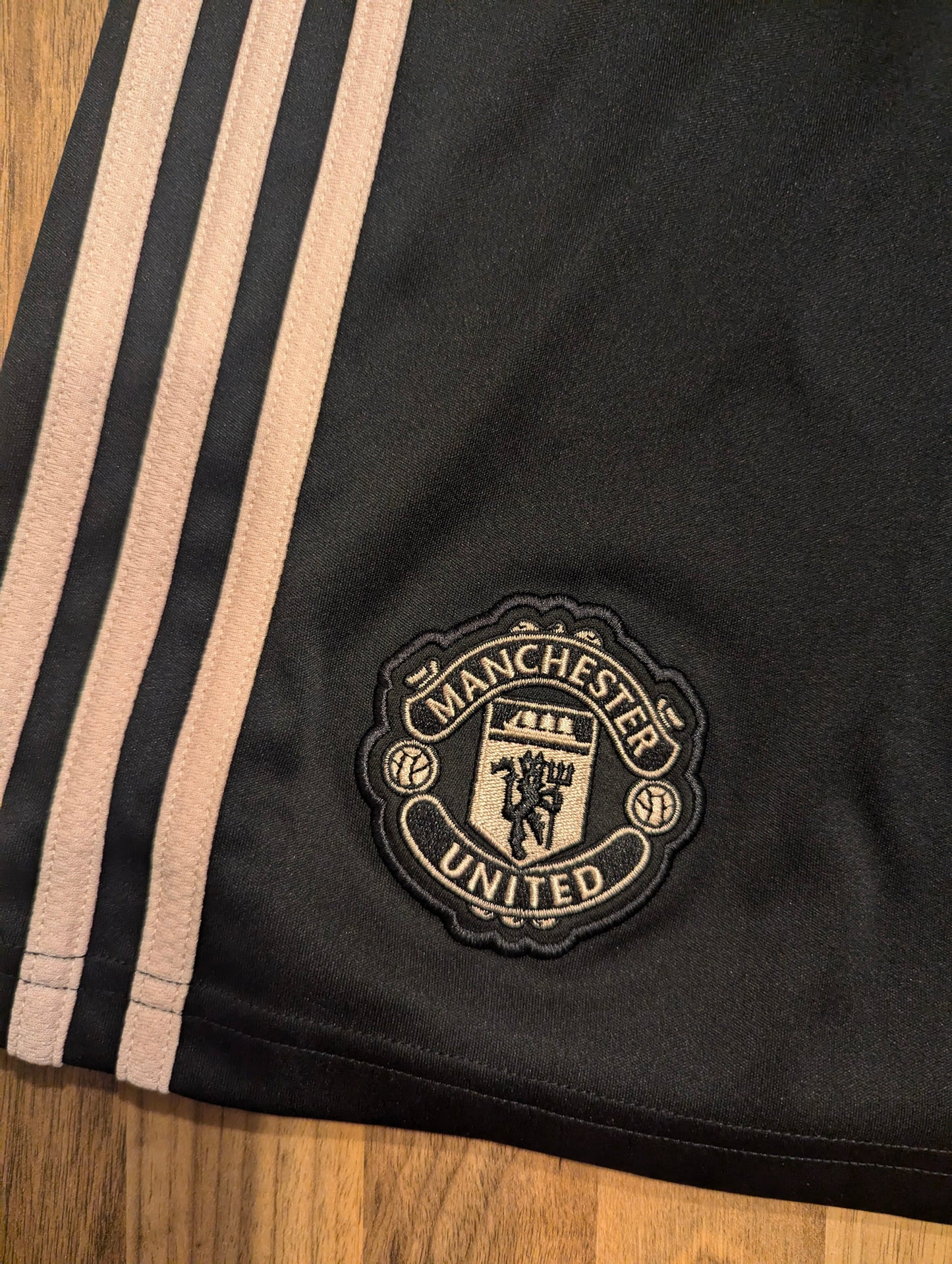 United // Adidas // shorts // size M