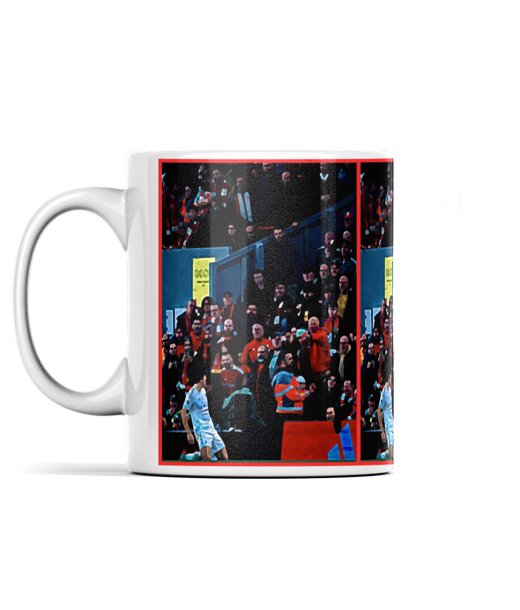 A Scousebusting knee slide - The Mug