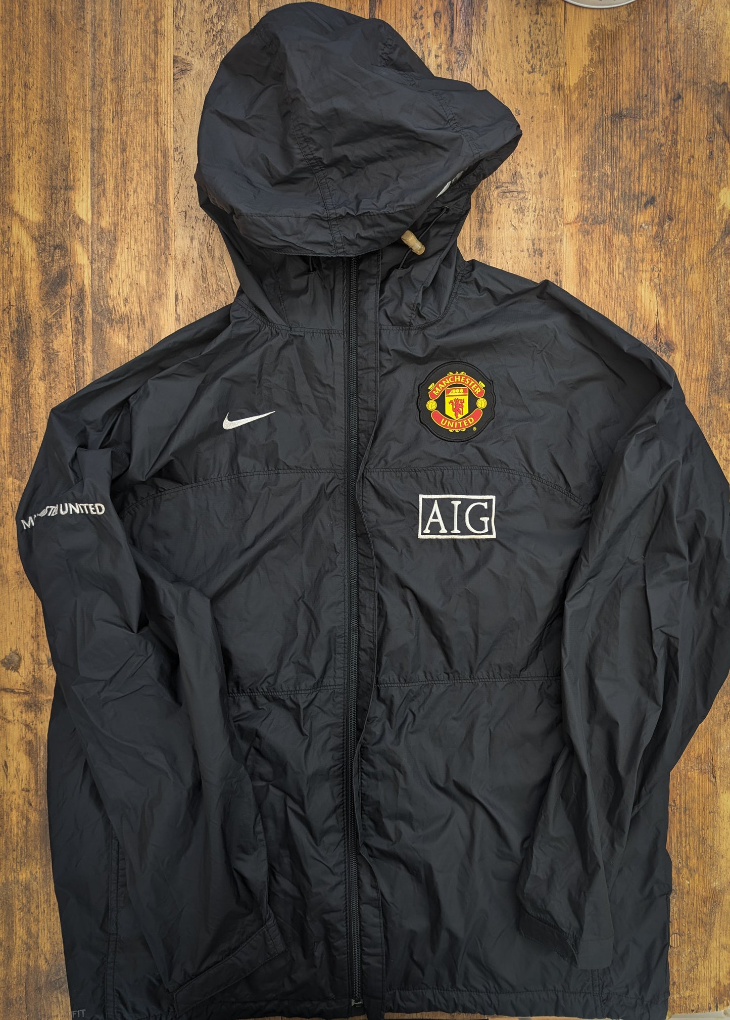United // Nike // training jacket // size L